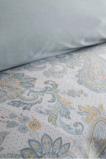 King Size Berta İndigo Elegance Saten Nevresim Takımı King Size Berta İndigo Elegance Saten Nevresim Takımı