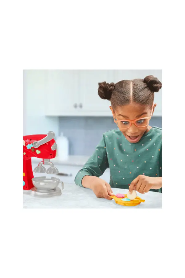 F4718 Play-Doh Sihirli Mikser Oyun Seti F4718 Play-Doh Sihirli Mikser Oyun Seti