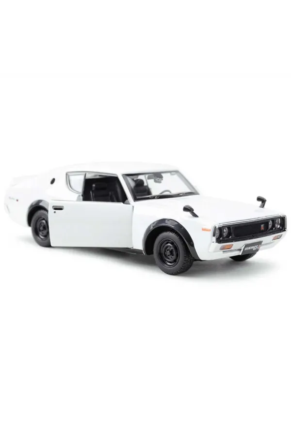 NessiWorld 1/24 1973 Nissan Skyline 2000GT-R KPGC110 NessiWorld 1/24 1973 Nissan Skyline 2000GT-R KPGC110