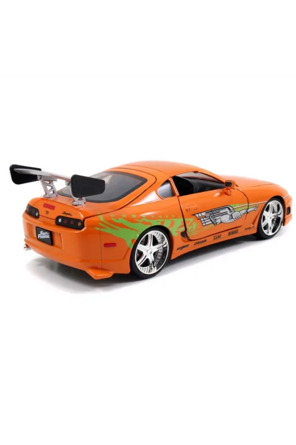 1995 Model Aracı ve Figürü 1995 Model Aracı ve Figürü