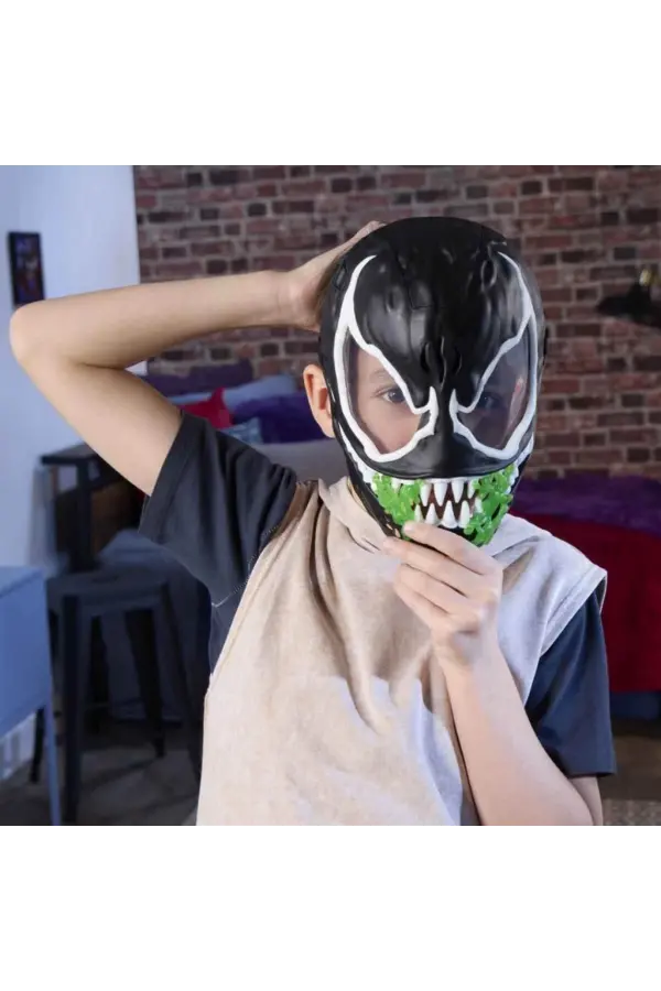 Sesli Karanlıkta Parlayan Venom Maske Sesli Karanlıkta Parlayan Venom Maske